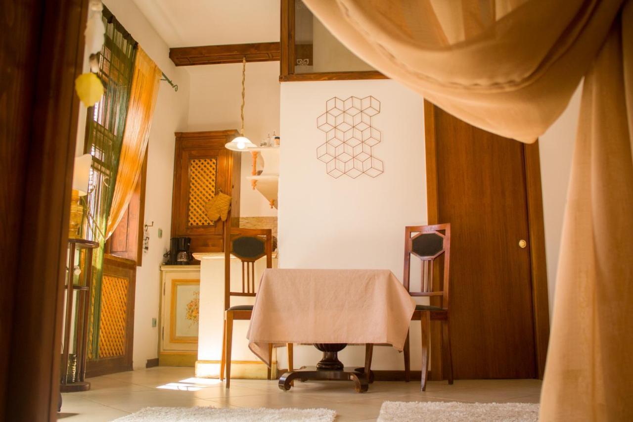 9 Stylish Suite In Unirii Square 티미쇼아라 외부 사진
