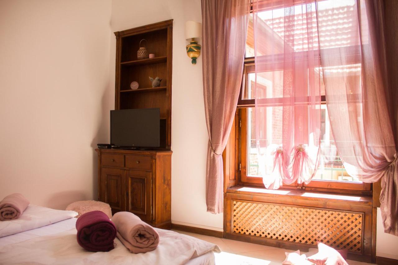 9 Stylish Suite In Unirii Square 티미쇼아라 외부 사진
